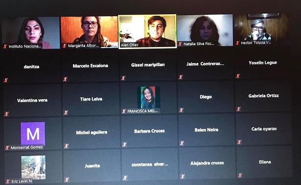 Jóvenes de la región participan en talleres de INJUV enfocados en la salud mental
