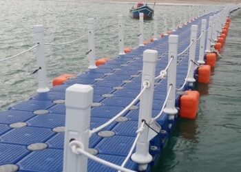 Vecinos del sector Puerto Rosita celebran autorización para instalar muelle flotante