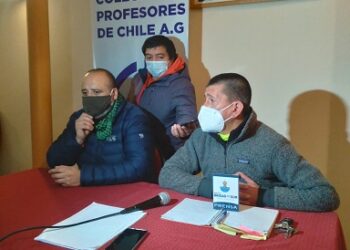 Colegio de Profesores y Profesoras de Puerto Aysén se reunió con el alcalde electo Julio Uribe