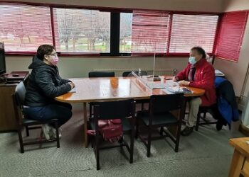 En reunión con Gobernador: Concejala (e) manifestó su preocupación por combustible y gas para Huichas