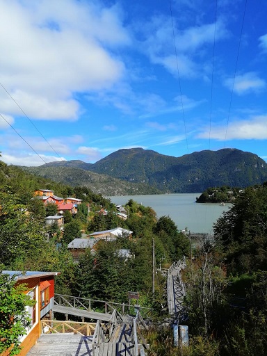 Vecinos y vecinas de Caleta Tortel demandan mejor conectividad digital