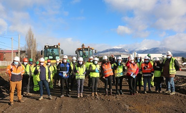 Inspeccionan avance de obras del Plan Paso a Paso Chile se Recupera en Coyhaique