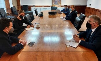 Consejeros regionales trabajan con ministra de Transportes en prioridades de conectividad para Aysén