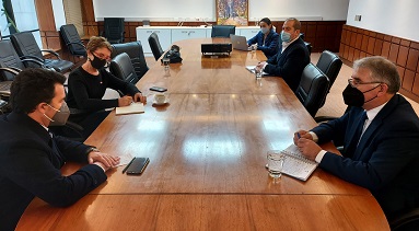 Consejeros regionales trabajan con ministra de Transportes en prioridades de conectividad para Aysén