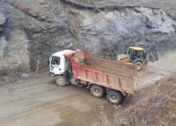 Comienza a operar contrato para la mantención de caminos en la cuenca del Río Baker