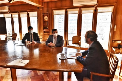 Alcalde valoró compromiso del Ministro Ward al abordar temas del Minvu orientados a la comuna de Lago Verde