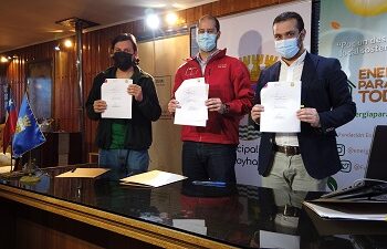 Fundación Energía para Todos, Subsecretaría del Medio Ambiente y Municipalidad de Coyhaique firman convenio para proyecto de eficiencia energética>