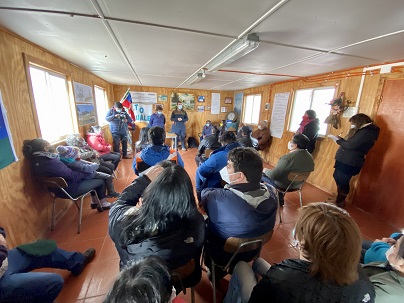 MUNICIPALIDAD DE COYHAIQUE CONMEMORA DÍA DE LOS PUEBLOS ORIGINARIOS Y DEL DIRIGENTE SOCIAL EN TERRENO