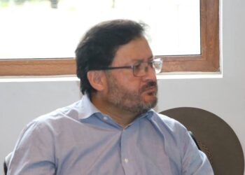 Autoridades coinciden en la importancia de ajustar las leyes ambientales para decidir proyectos que afectan la biodiversidad
