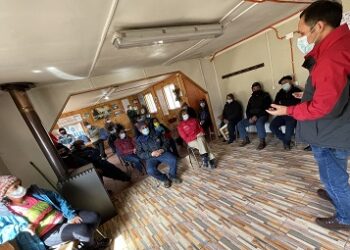 VECINOS DEL SECTOR ALTO MAÑIHUALES CHARLARON SOBRE LAS PRINCIPALES IRREGULARIDADES EN LA POSESIÓN DE UN BIEN RAÍZ