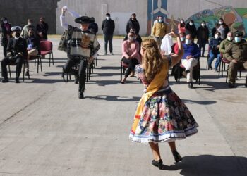 Municipio inauguró mes de la patria con variada parrilla programática