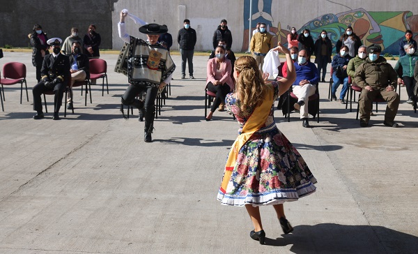 Municipio inauguró mes de la patria con variada parrilla programática