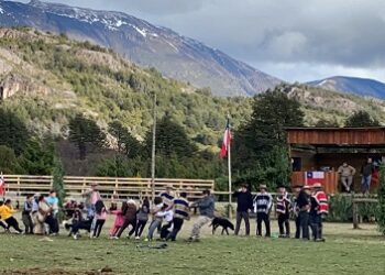 En Tapera y Lago Verde realizan desfiles y actividades tradicionales por Fiestas Patrias