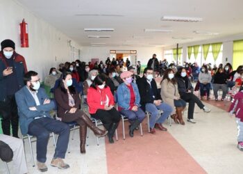 Con Escrituras en mano celebraron Fiestas Patrias las 50 familias del comité “Valle Simpson”>