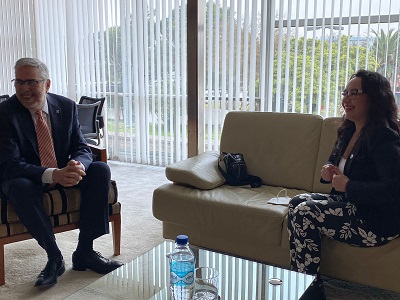 Gobernadora Regional acuerda junto a Rector de la USACH apoyo técnico para la solución de alcantarillado de Caleta Tortel