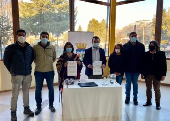 MUNICIPALIDAD DE COYHAIQUE FIRMA CONVENIO DE COLABORACIÓN CON MUNICIPALIDAD DE LA PINTANA