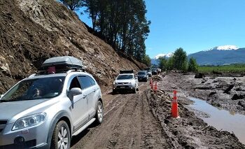 Abren ruta siete sur tras rodado que cubrió más de 300 metros de carretera cerca de Bahía Murta