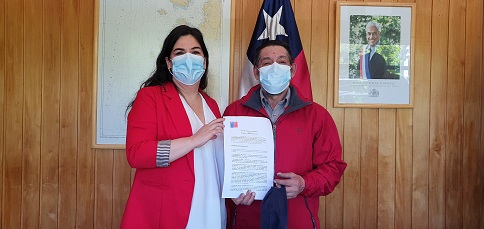 Entregan vivienda de emergencia a vecino de Emperador Guillermo que lo perdió todo en incendio