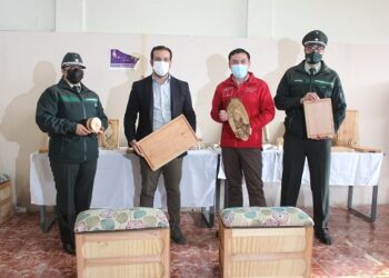 MUJERES PRIVADAS DE LIBERTAD SE CAPACITARON EN PIROGRABADO Y TRABAJOS EN MADERA