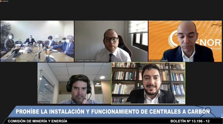 Generadoras y transmisoras, unidas en la crítica a la descarbonización total al 2025