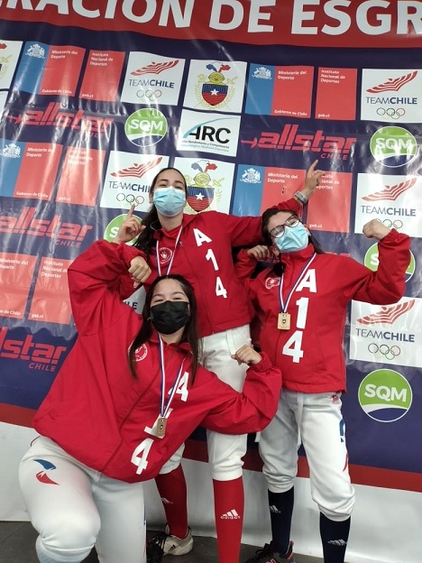 Aysén se consolida en la disciplina de esgrima obteniendo 8 medallas en Campeonato Nacional