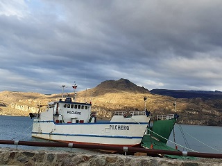 AUTORIDADES INFORMAN SOBRE SITUACIÓN DE CONECTIVIDAD EN LAGO GENERAL CARRERA ANTE DESPERFECTO EN NAVE PILCHERO