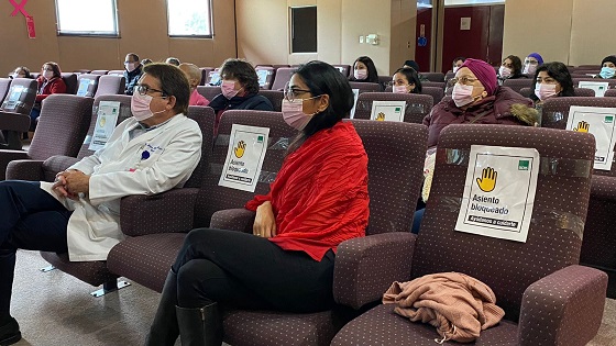 Hospital Regional Coyhaique realizó acto a pacientes con cáncer de mama
