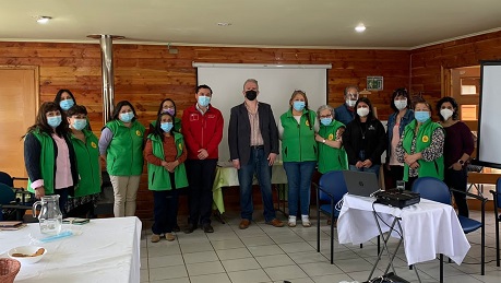 Socias de la Asociación Gremial de Mujeres Campesinas participaron en taller sobre Posesiones Efectivas