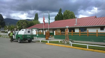 Cochrane: Colisión entre motocicletas dejó a cuatro menores lesionados, uno de los cuales resultó grave