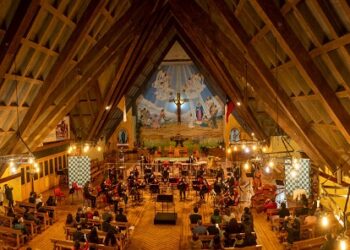 SÓLIDA PRESENTACIÓN DE LA ORQUESTA SINFÓNICA JUVENIL REGIONAL DE AYSÉN CAUTIVÓ A LOS ASISTENTES EN COYHAIQUE