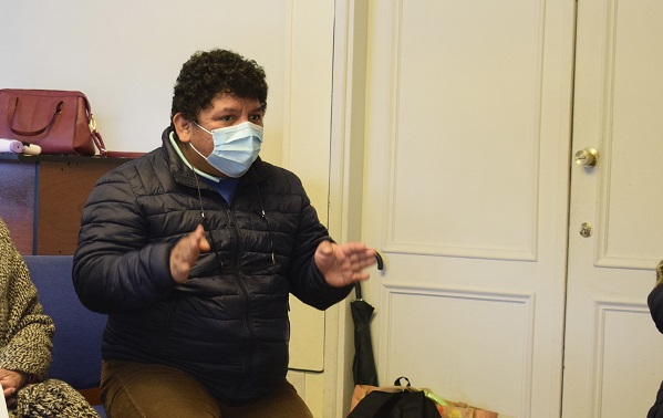 Constituyente Mapuche Alexis Caiguan ingresa proyecto de norma constitucional