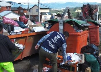 Municipio de Coyhaique multa a empresa de aseo por acumulación de basura en la comuna