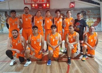 Con gran entusiasmo se jugó campeonato de Básquetbol aniversario Club Deportivo Fénix de Cisnes