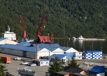 Terminales de Puerto Chacabuco han atendido más naves y más carga que en todo 2020