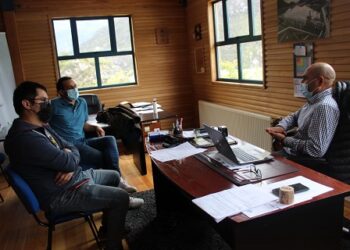 Equipo del proyecto de seguimiento del cambio climático en el Baker se reunió con alcaldes del sur de la región para coordinar trabajo colaborativo