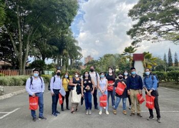 Equipo triestamental de la UAysén realizó pasantía en la Universidad de Medellín