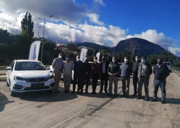 Inician nuevo pilotaje de electromovilidad con 6 taxis colectivos