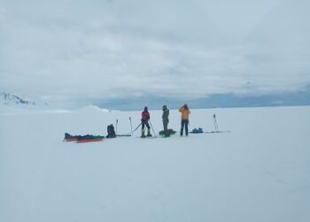 DGA DEL MOP INCREMENTA INSTALACIÓN DE INFRAESTRUCTURA E INSTRUMENTOS EN CAMPO DE HIELO NORTE Y SUR