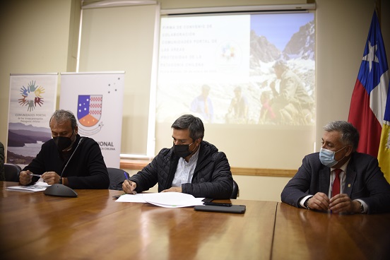 Presidente de la AREMU, Marcelo Santana firma acuerdo Supra Regional que permitirá fortalecer el vínculo de las comunidades, municipios y gobiernos regionales con sus áreas protegidas