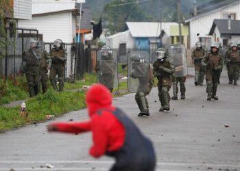 La protesta que evidenció los abusos policiales contra la prensa y la ciudadanía