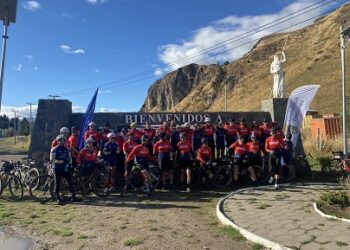 “FIREFLIES PATAGONIA”: EL PEDALEO SOLIDARIO PARA COMBATIR EL CÁNCER RECORRIÓ POR PRIMERA VEZ COYHAIQUE