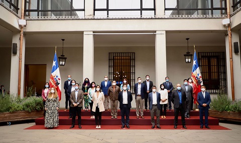 Delegado Presidencial Regional participa en primera reunión presencial con Ministra Siches La Moneda