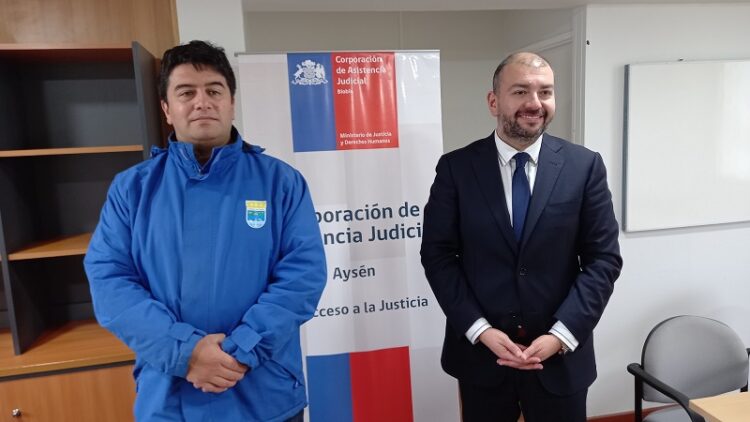 Convenio Municipio y CAJ fortalecerá atención y asesoría legal a vecinos de la comuna de Cisnes