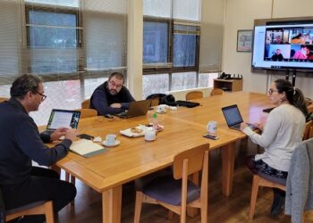 CEODOS-CHILE UN CONSORCIO PARA LA INVESTIGACIÓN OCEANOGRÁFICA EN LAS COSTAS CHILENAS ￼