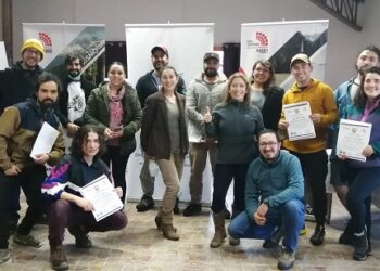 Municipio de Cisnes y Per Turismo certifican a 10 guías en primeros auxilios en lugares agrestes