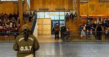 Carabineros de la Sección OS-7 Aysén inicia ciclo de charlas preventivas sobre el consumo de alcohol y drogas en colegio de la región