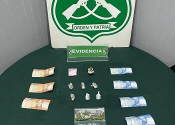 Carabineros y Fiscalía detuvieron a dos personas y decomisan alrededor de 4 millones de pesos en drogas en Puerto Cisnes