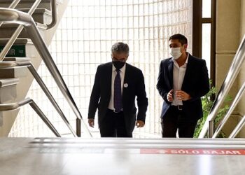 Diputado Calisto le pide a Ministro de Hacienda eliminar el impuesto específico a los combustibles en las zonas extremas