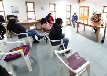 Dos meses de sueldos, cotizaciones y finiquitos impagos siguen penando a los trabajadores de la empresa Santa Fe