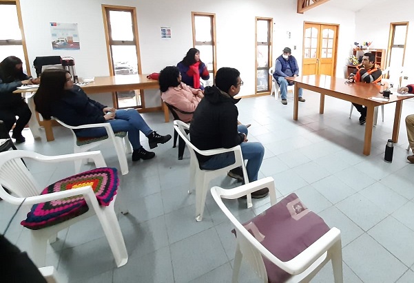 Dos meses de sueldos, cotizaciones y finiquitos impagos siguen penando a los trabajadores de la empresa Santa Fe